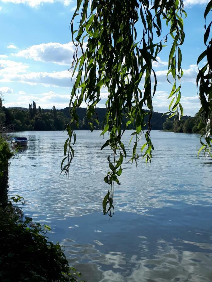 Les Seringats Poissy Eksteriør bilde